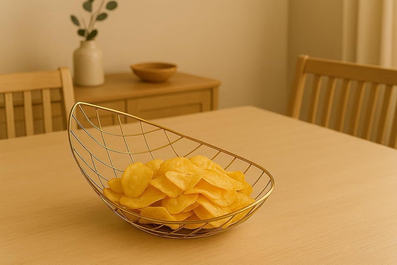 BS سلة فواكه سلكية ذهبية من B&S - تخزين معدني أنيق للفواكه والخضروات والوجبات الخفيفة - تصميم عصري أنيق للمطبخ وديكور المنزل - Image 4