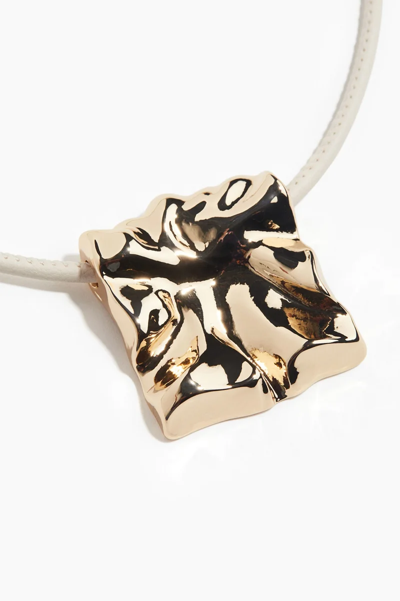 H&M Coated pendant necklace