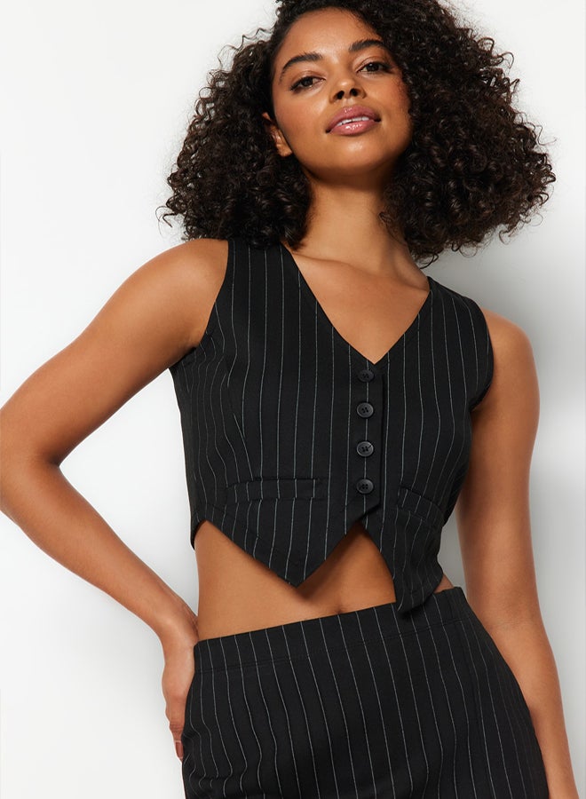 trendyol Black Regular Button Detailed Striped Crop Vest - Image 2