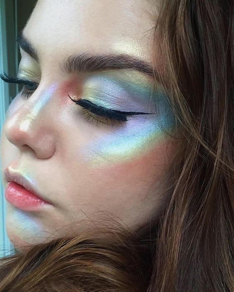 COLOR CHANGING HIGHLIGHTER BLUE COLOR FOR MAKEUP - Image 3