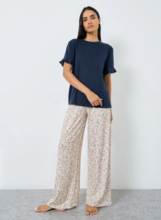 Styli Styli Ruffle Sleeve Solid T-Shirt and Ditsy Floral Pyjama Set