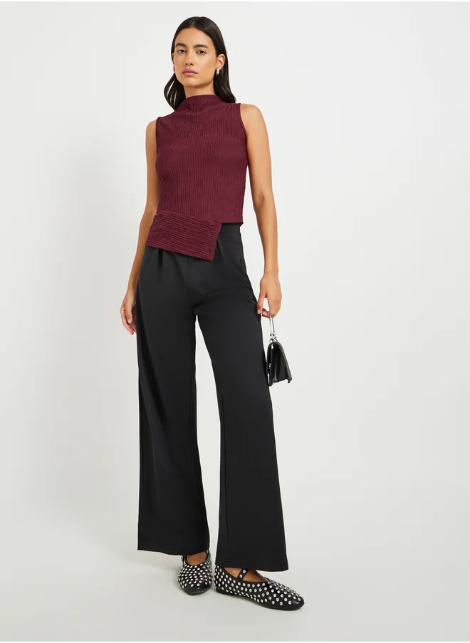 Styli Textured Asymmetric Hem Sleeveless Top
