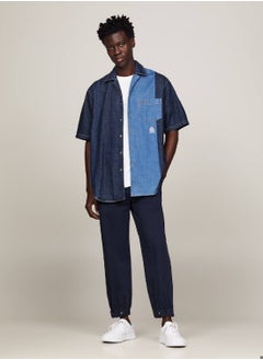 TOMMY HILFIGER Men's Crest Colour-Blocked Short Sleeve Denim Shirt -  Rigid denim, Blue  - Image 4