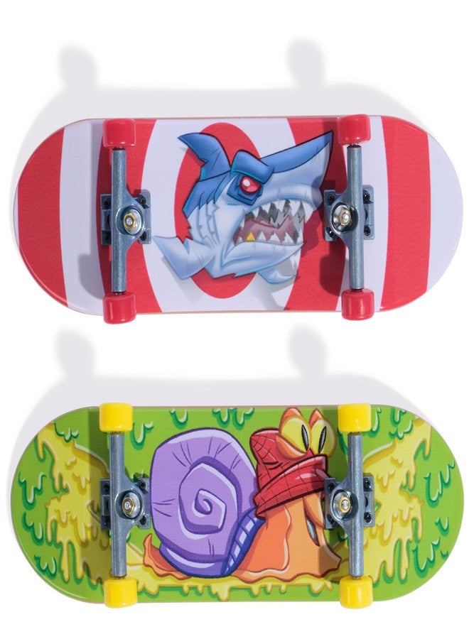 Tech Deck Sk8 Crew, 2 Exclusive Fingerboards with Assist Figures, Customizable Collectible Mini Skateboards, Toys for Kids Ages 5+ (Styles May Vary) - Image 4