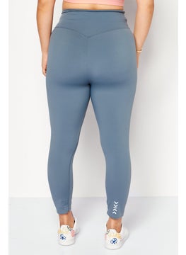 TRIUMPH Women Sportswear Fit 7/8 Length Solid Training Leggings, Grey  - Image 2