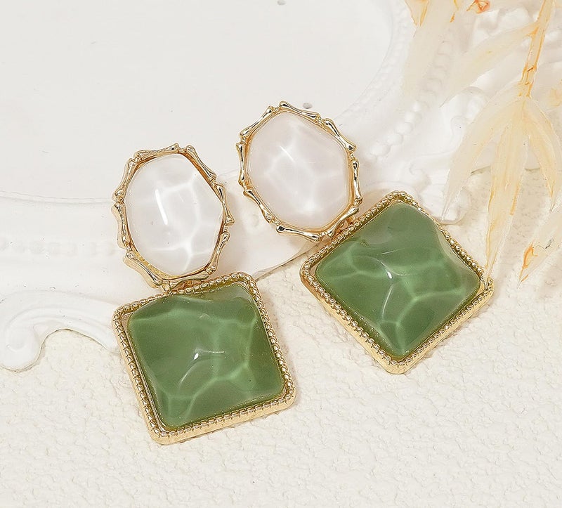 Wovanoo Asymmetrical Earrings for Women Boho Resin Dangle Earrings Acrylic Water Ripple Earring Green - Image 4