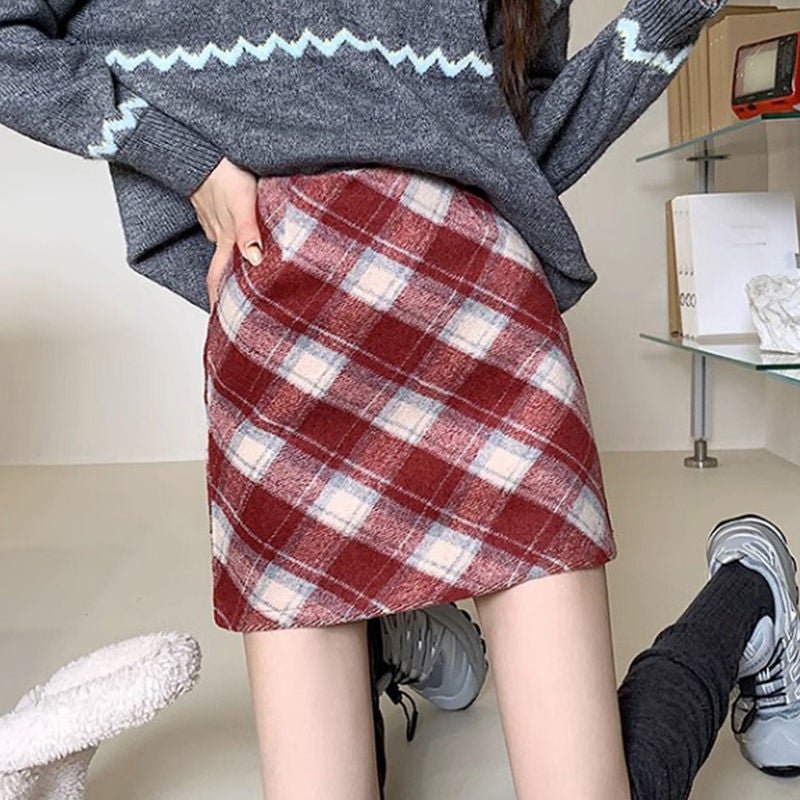 Contrast Color Plaid Woolen Skirt Womens Spring and Autumn chubby girl plus size Slimming Skirt College Woolen A- Line Hip Skirt Red interior safety pants/elastic waist