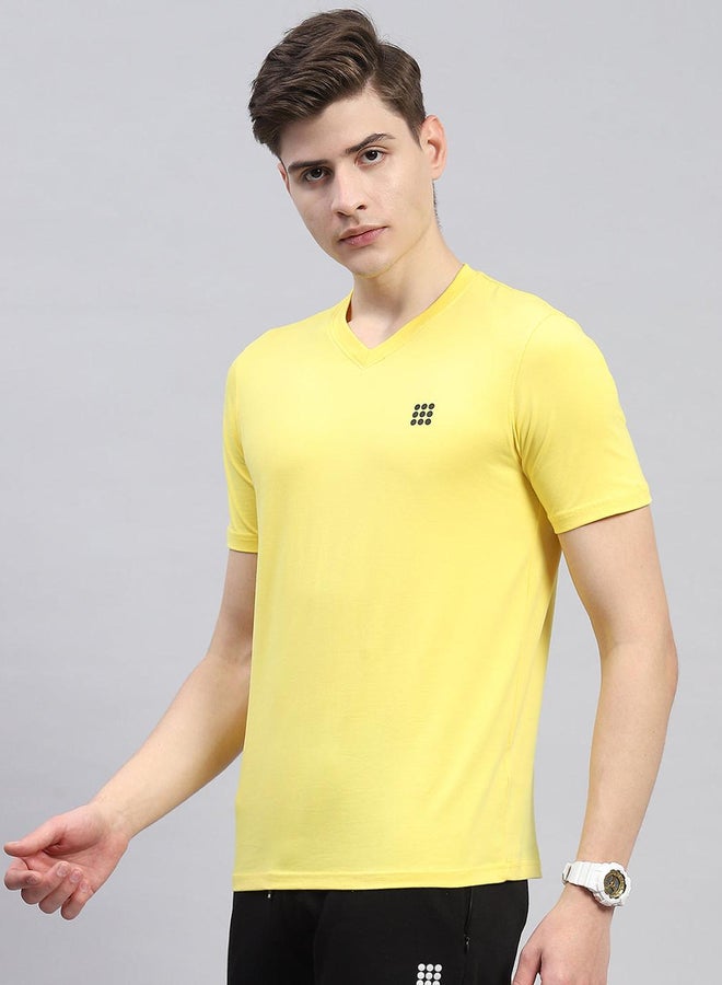 Rock.it Solid V Neck Regular Fit T-Shirt - Image 2