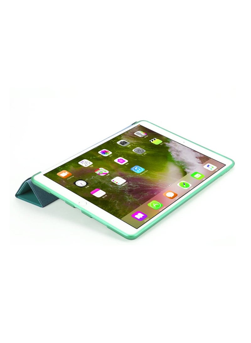 Lightweight Slim Fit Smart Cover Case for iPad 9.7 6th Generation with Translucent Frosted Back in Green - Image 4