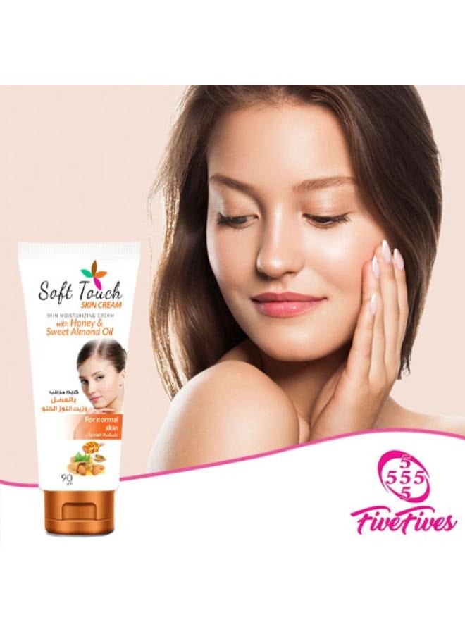 Five Fives Soft Touch Moisturizing Cream with Honey and Sweet Almond Oil 90g - Image 3