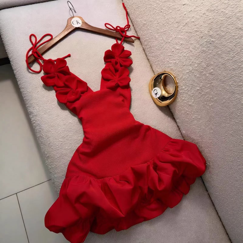 فستان نسائي بطباعة زهور وأشرطة كتف - Image 3