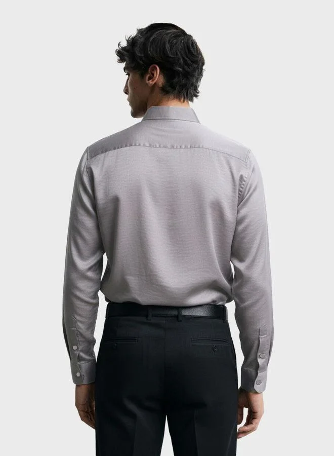 The Indian Garage Co Men Slim Fit Solid Round Neck Full Sleeves Shirt