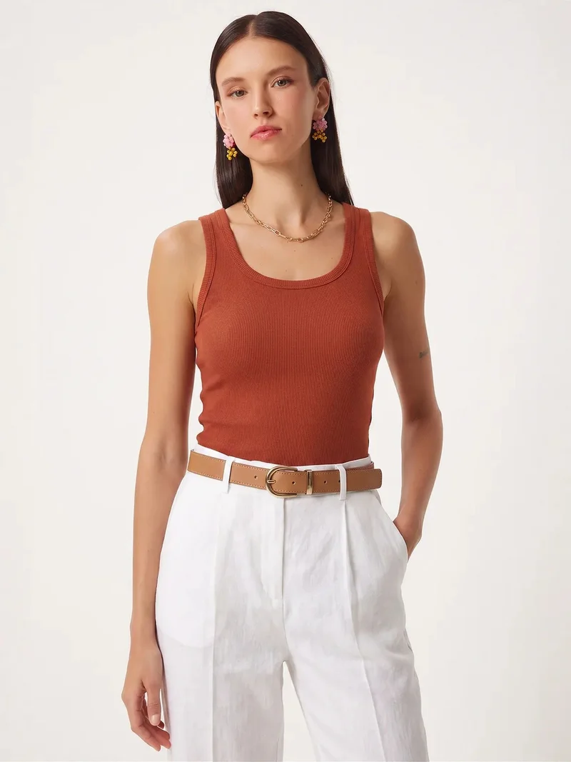 Happiness İstanbul ISTANBUL Fitted Cotton U Collar Tank Top