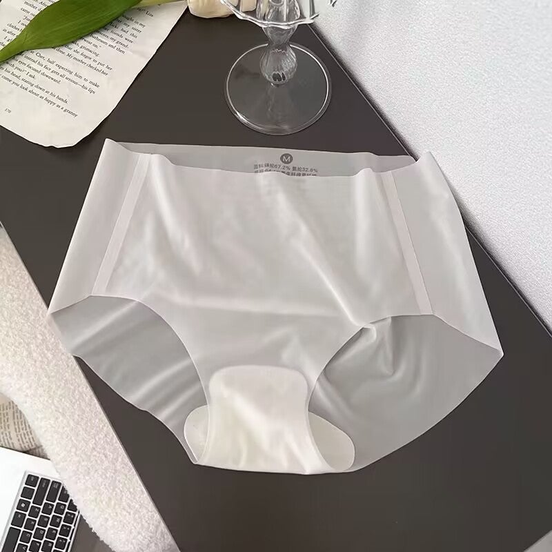 Breathable Ice Silk Seamless Ladies Panties Black  - Image 2