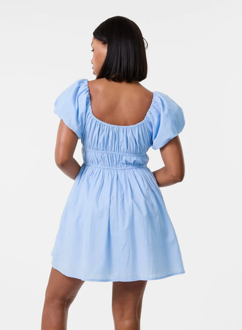 بينك فانيلا فستان قصير بأكمام منفوشة مع شورت