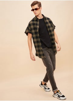 HIGH STAR Mid-Rise Straight Fit Black Jeans for Men with Light Fade Detail  - Image 2