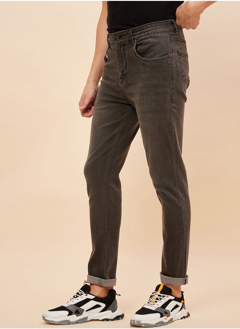 HIGH STAR Mid-Rise Straight Fit Black Jeans for Men with Light Fade Detail  - Image 3