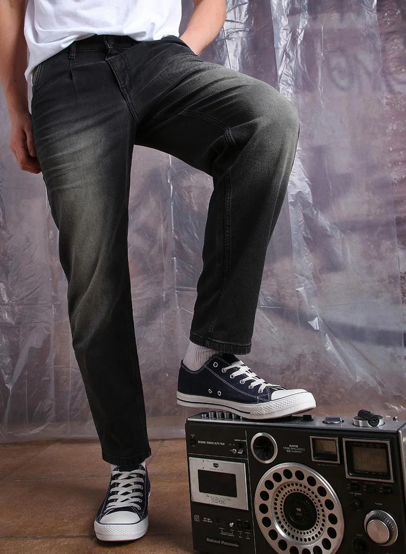 Hubberholme Men Comfort Straight Tappered Fit Light Fade Mid-Rise Jeans