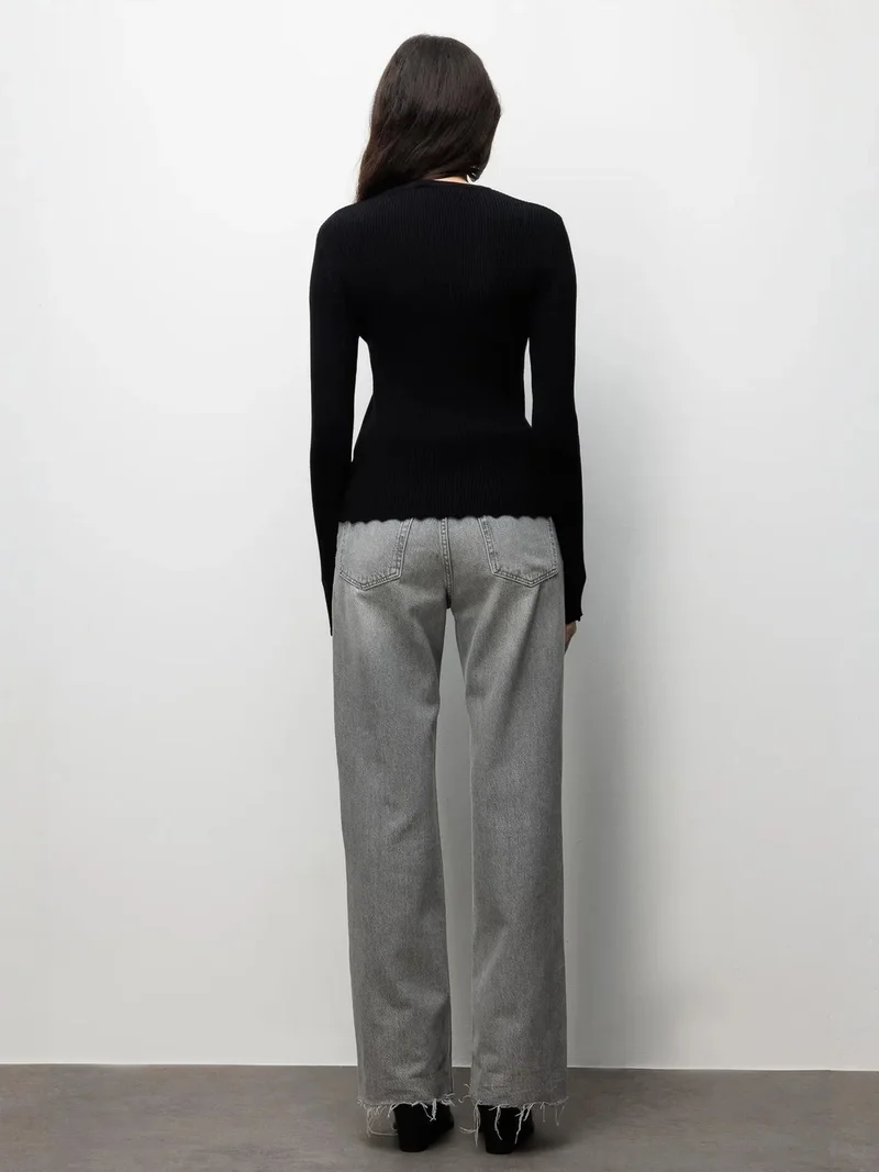 Mixray Black MIXRAY Ribbed Knit Buttoned Cardigan for Women | Best Price UAE