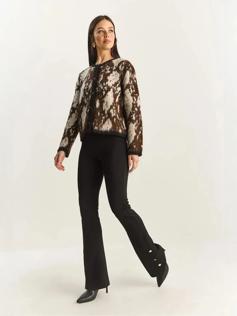 بيانكو لوتشي LUCCI High Waist Flare Leggings with Button Detail