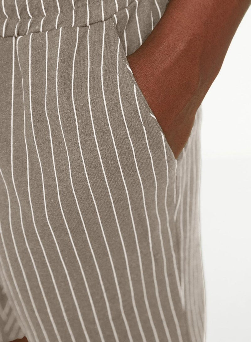 trendyol Men's Mink Regular Fit Knitted Pajama Set with Striped Shortstmnss22Em0013 - Image 3