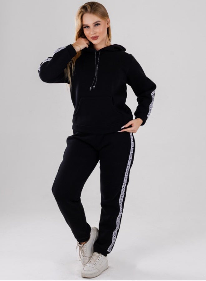 زيكوتكس  طقم رياضي نسائي شتوي من ميلتون قطن - هودي أسود بقلنسوة وسحاب - شرائط جانبية - Image 1