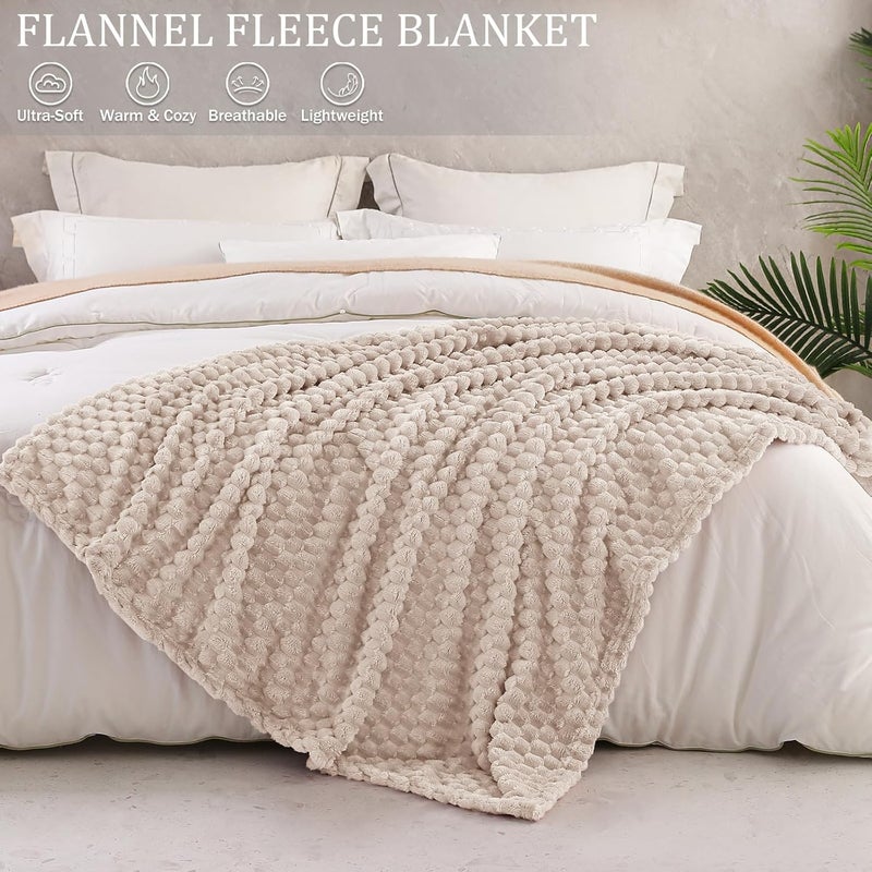 Extra Large Soft Fleece Throw Blanket, 50x70 Inches Stylish Jacquard Throw Blanket for Couch, Fuzzy Cozy Lightweight for All Season, Camel - Image 2
