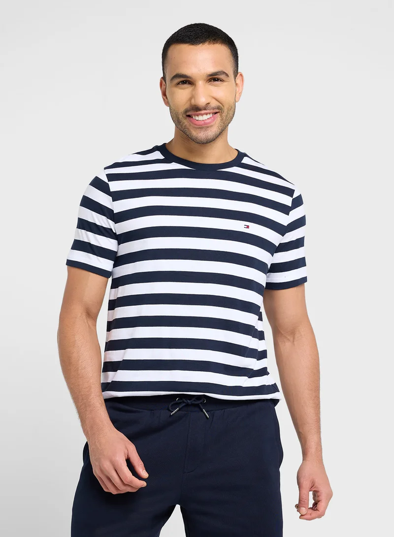 TOMMY HILFIGER Logo Crew Neck Short Sleeve T-Shirt