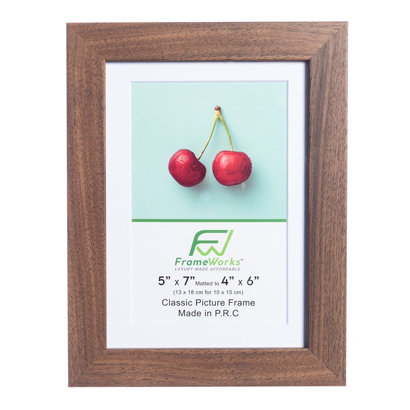 Frameworks 5x7 حصيرة إلى 4x6 إطارات الصور الخشبية الكلاسيكية مع الزجاج المقسى | البلوط الظلام | 2 عبوة - Image 4