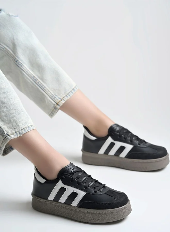 شوتوبيا Shoetopia Women Colourblocked Sneakers