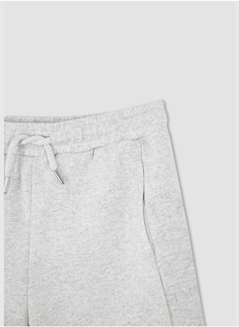 ديفاكتو Basic Knit Bermuda Shorts