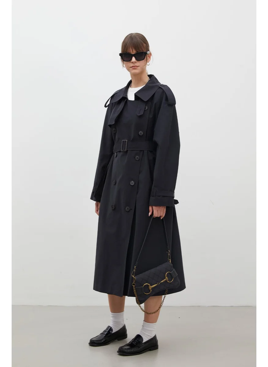 Manuka Copenhagen Oversized Trench Coat Black