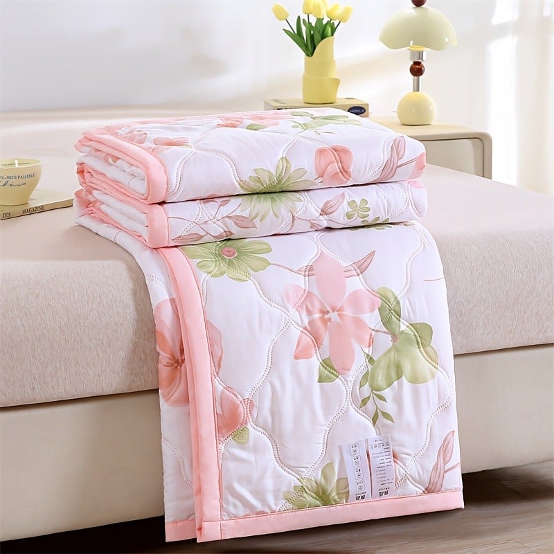 1pc Ultra-Soft Summer Cooling Quilt, Comfortable Air-Conditioned Quilt, Multi-Functional Summer Cooling Quilt, Lightweight Thin Quilt Bedding, Suitable for All Seasons, Skin-Friendly, Breathable, and Durable, Machine Washable - Image 1