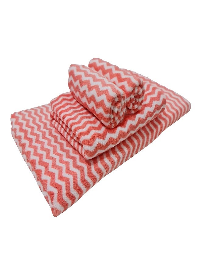 First Kick Luxury Microfiber 4 Pcs Set Bath, Face & Hand Baby Towels Super Absorbent, Fade-Resistent, Ultra Soft (Zig-Zag) - Hotpink - Image 1