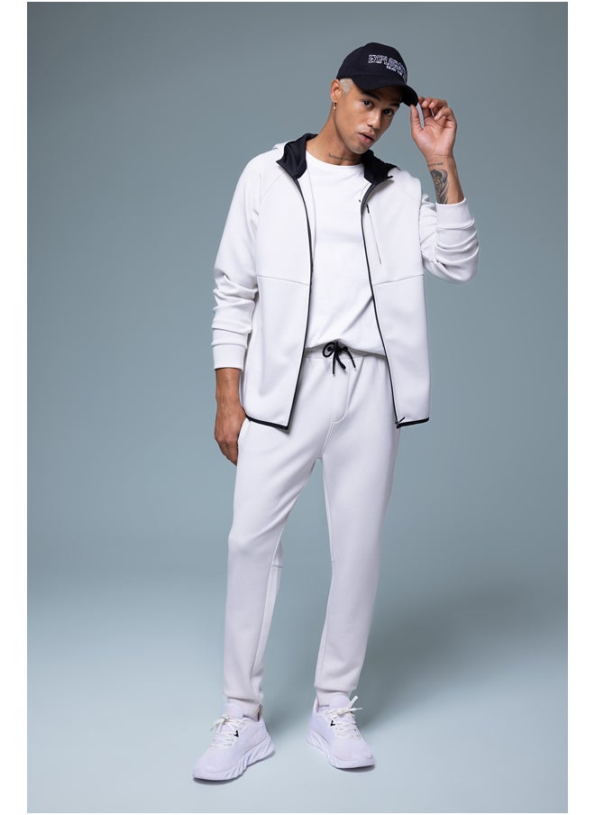 DeFacto - Man Slim Fit Knitted Jogger - Image 1