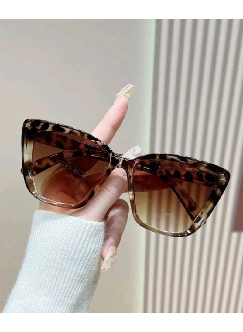 1pc Fashionable Women Bohemian Style Leopard Print Cat Eye Fashion Glasses Suitable For Daily Wear Beach Accessories For Women Glasses Shades Basics Fall Winter Women Outfits Clothes Business Casual Gifts Leopard - Image 1