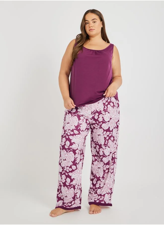 Styli Styli Plus Size Gathered Swing Cami and All-Over Floral Print Pyjama Set