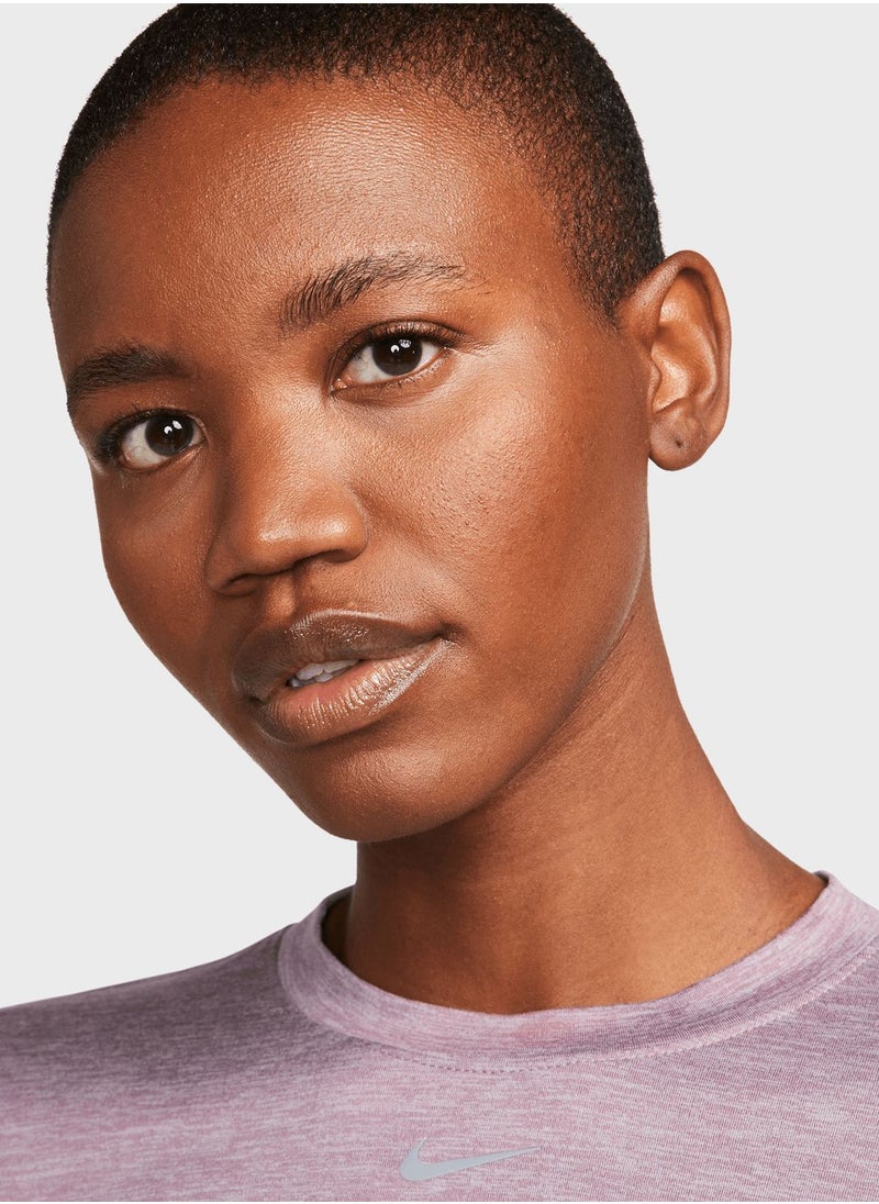 Nike - Drifit Swift Element Crew Top - Image 1