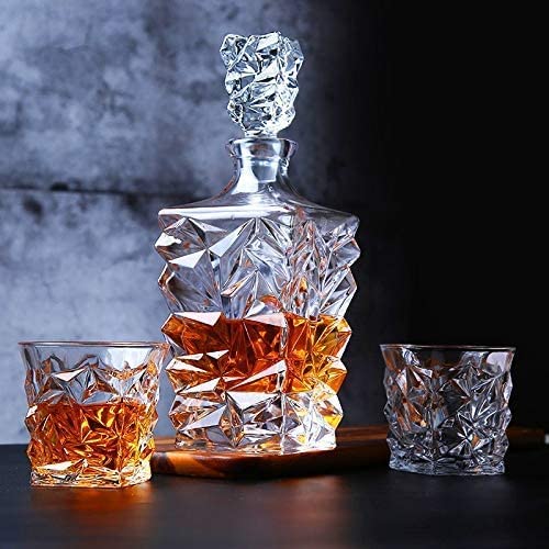Jet Roy Jet Roy European Diamond Crystal Clear Glass Decanter 1 Pcs - Perfect for Whiskey, Scotch, Wine, Vodka, Tequila, Rum etc (2)  - Image 3