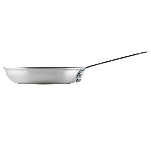 Winco Commercial-Grade Aluminium Fry Pan/Skillet, Non-Stick Finish, 7" - Image 3