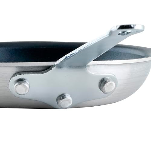 Winco Commercial-Grade Aluminium Fry Pan/Skillet, Non-Stick Finish, 7" - Image 4