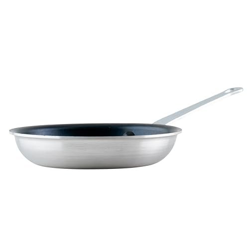 Winco Commercial-Grade Aluminium Fry Pan/Skillet, Non-Stick Finish, 7" - Image 1