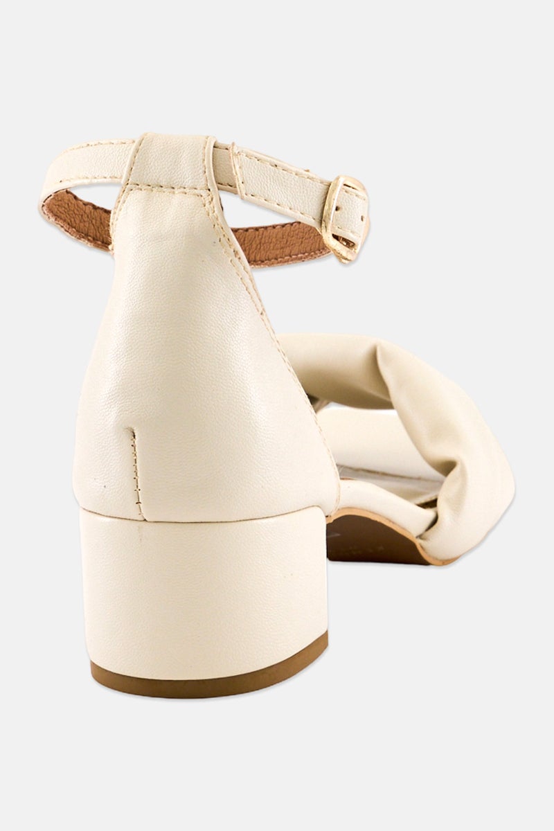 Kenneth Cole Women Sophie Adjustable Buckle Sandal, Cream - Image 3