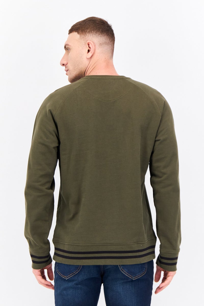 Penfield سويت شيرت بأكمام طويلة بياقة دائرية للرجال بشعار العلامة التجارية، زيتوني - Image 3