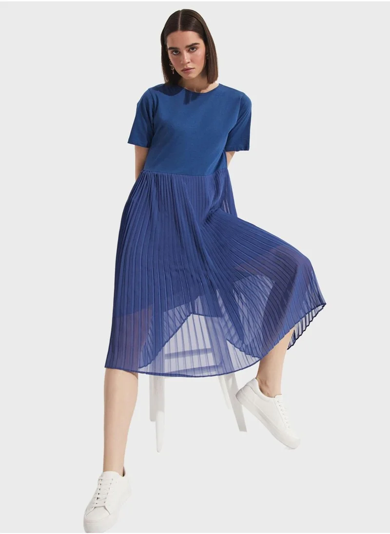 JUNE Pleated Chiffon Dress