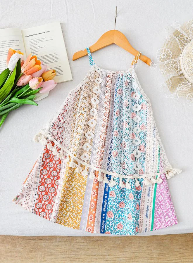 تايك تو فستان مطبوع بدون أكمام وتفاصيل شرابات للأطفال