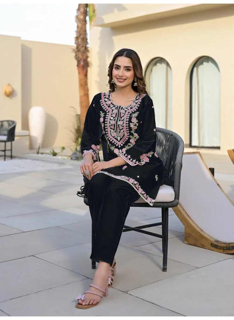Ameya cotton-embroidered-fancy-co-ord-set