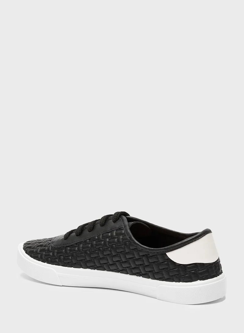 MOLECA Dulce Low top sneakers