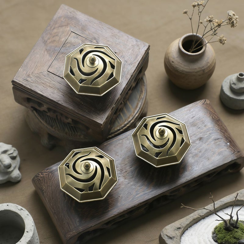 The Simple Eight Directions Auspicious Clouds Incense Holder Set With Hollowed Patterns - Image 5