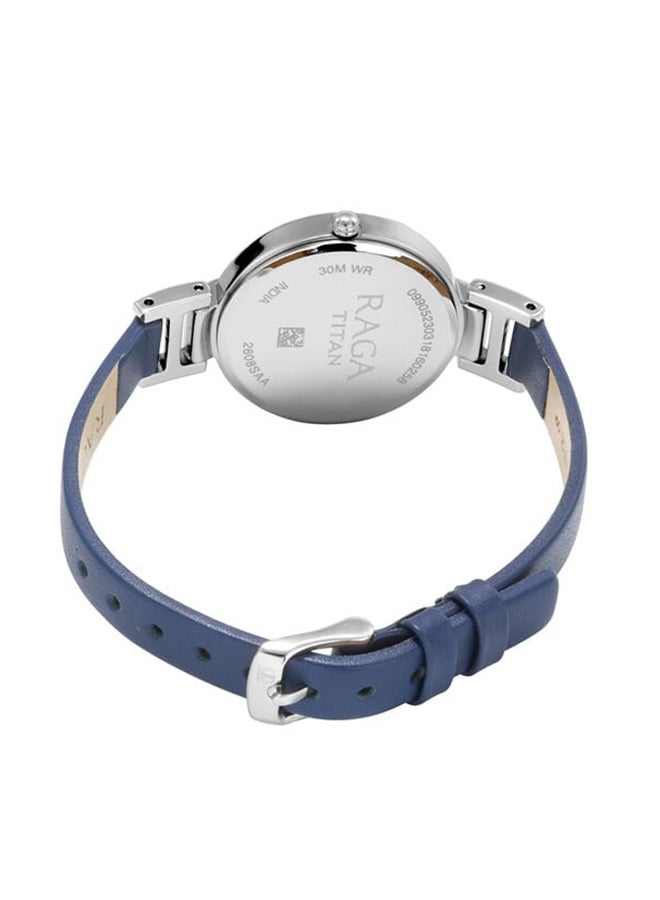 TITAN ساعة رجا فيفا فضية بقرص أبيض تناظري للنساء 2608Sl01 - Image 4